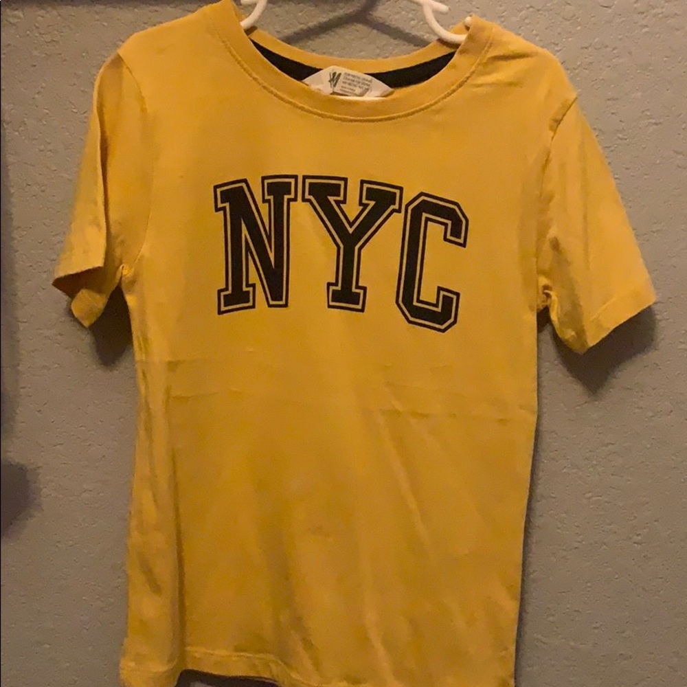H&M tee